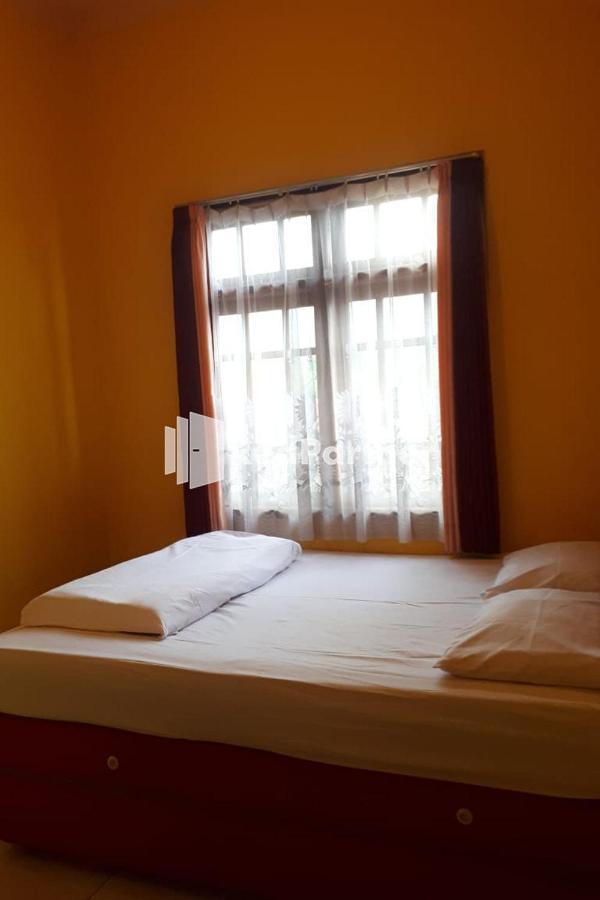 Bromo Indah Lestari Homestay Mitra Reddoorz 岩望 外观 照片