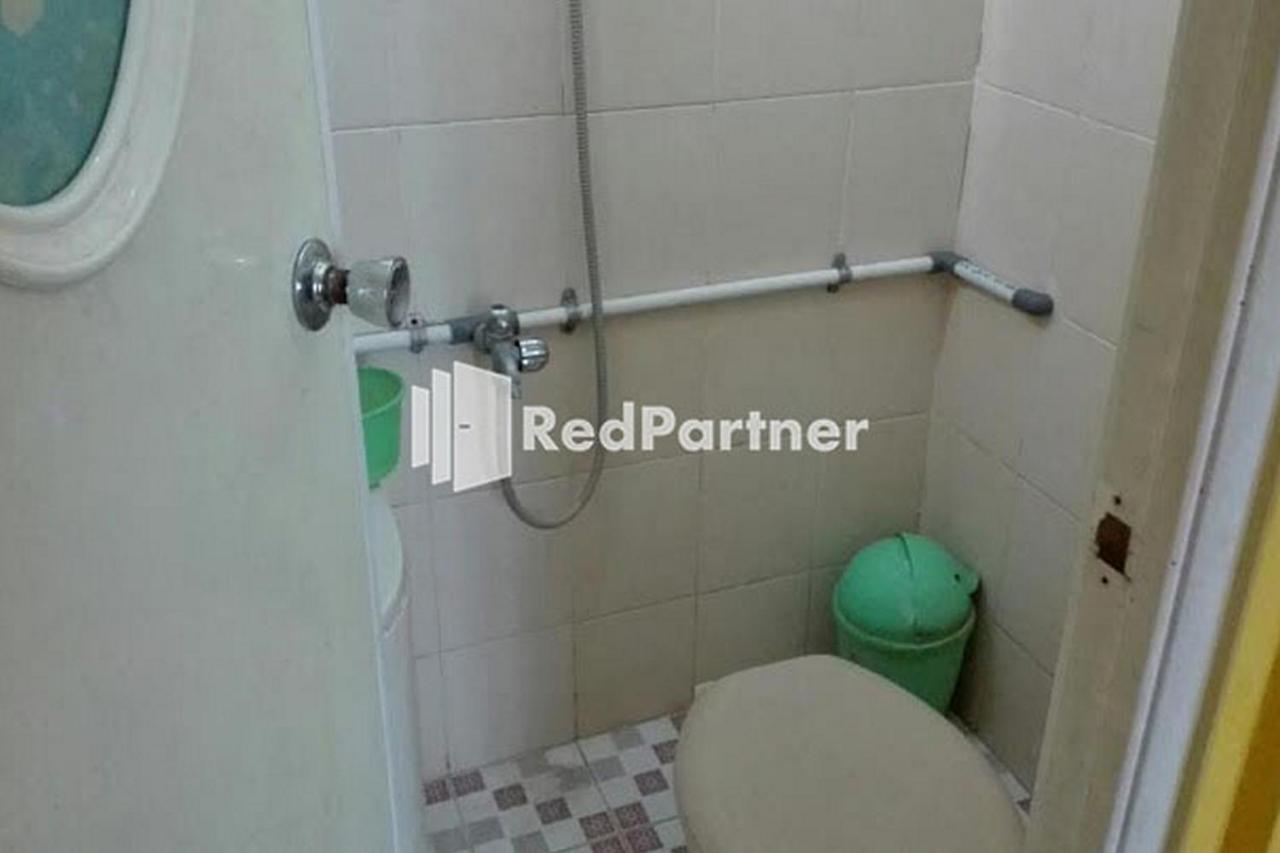 Bromo Indah Lestari Homestay Mitra Reddoorz 岩望 外观 照片