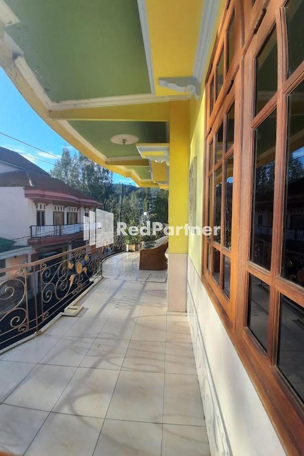 Bromo Indah Lestari Homestay Mitra Reddoorz 岩望 外观 照片